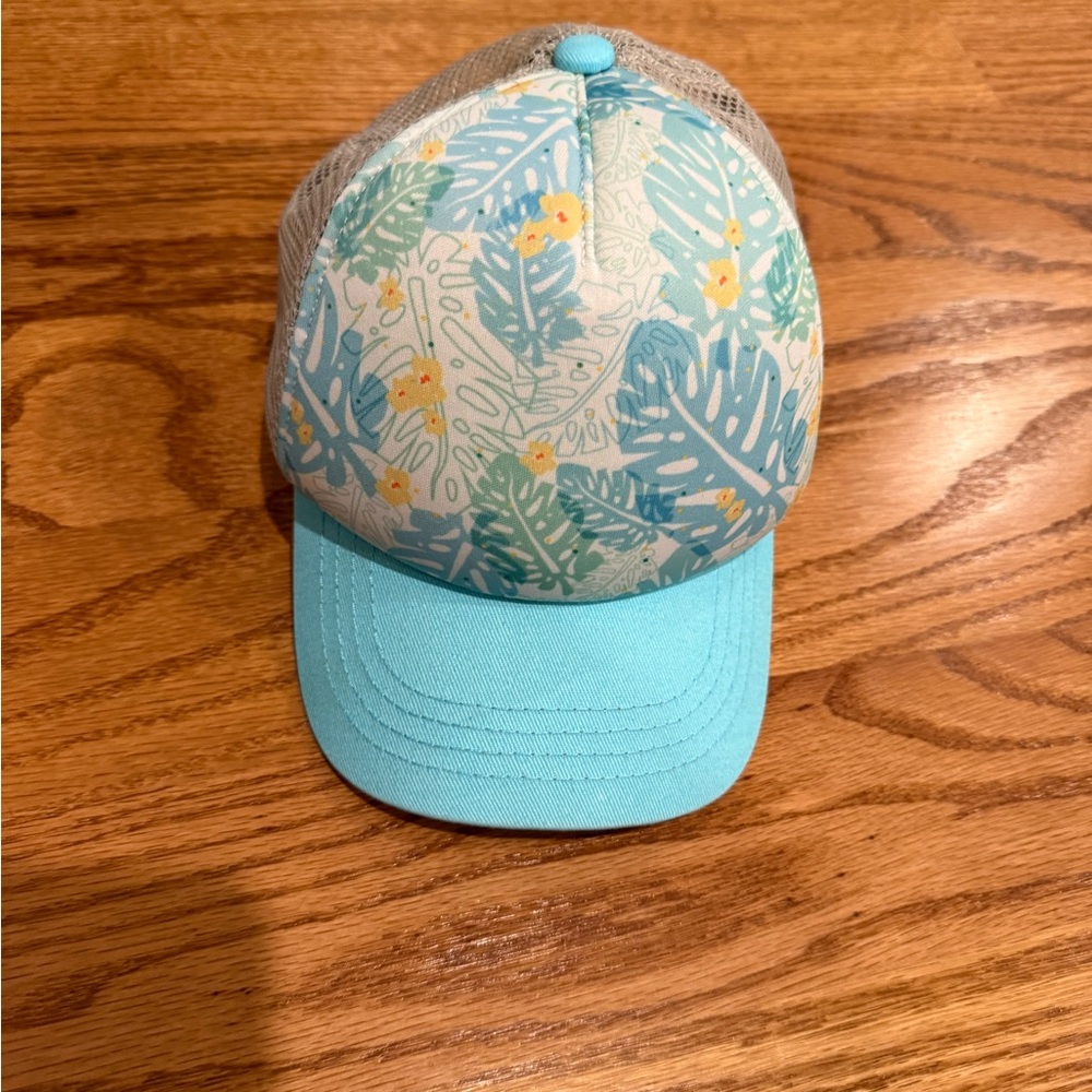 KAHAKAI Kids Collection Leaf Trucker Hat Mesh Back Ball Cap Blue
Size medium